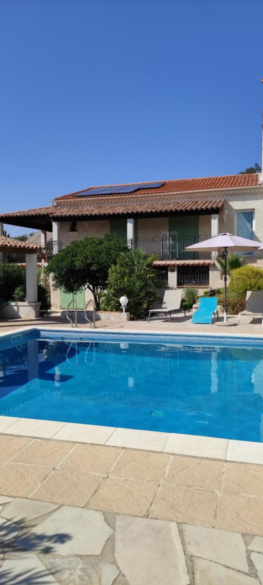 فيلا Lorgues, La Tourelle, Immense Piscine, Plongeoir, Vue, Au Grand Calme الغرفة الصورة